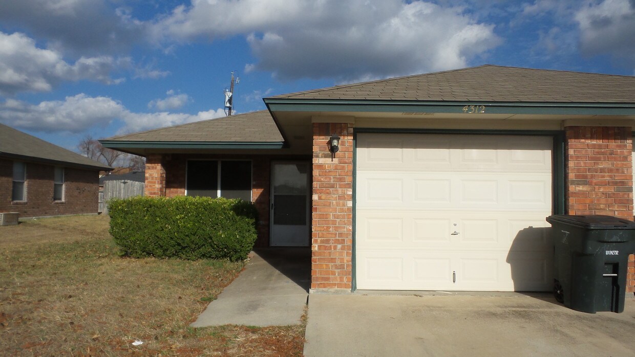4312 Acorn Creek Trail, Killeen, TX 76542 House Rental in Killeen, TX