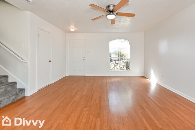 Foto del edificio - 8735 Texas Acorn Ave