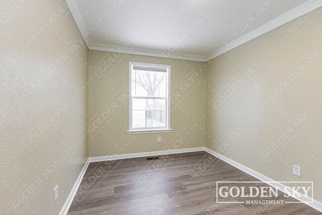 Foto del edificio - 1711 S Franklin St