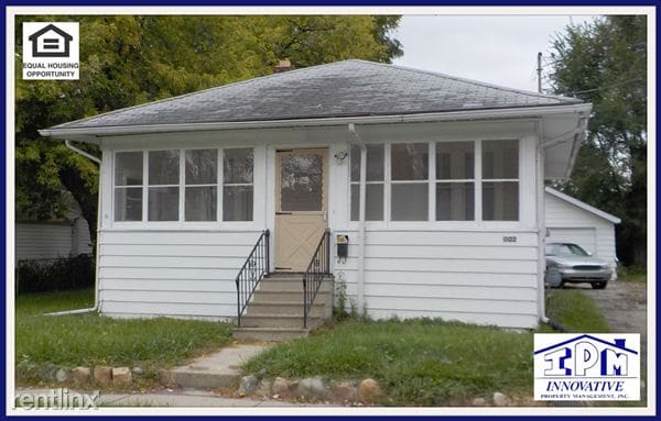 Primary Photo - 1102 W Atherton Rd