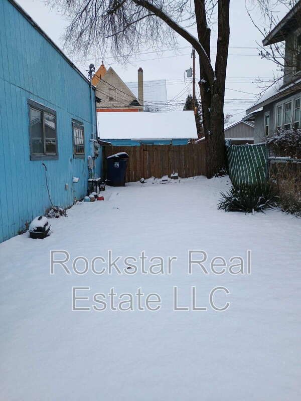 Foto del edificio - 1003 E Illinois Ave