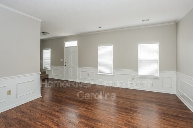 Foto del edificio - 7335 Maitland Ln