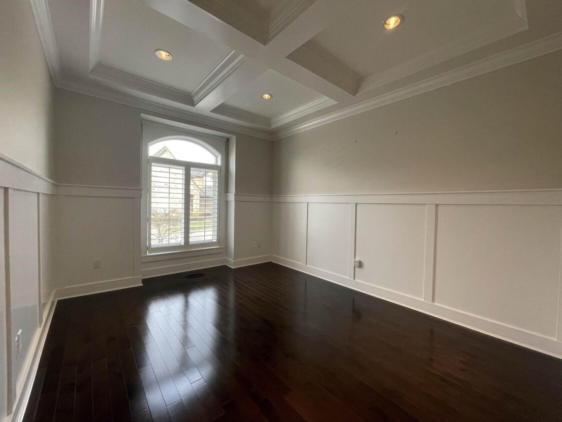 Photo principale - 16316-1626A 26a Ave