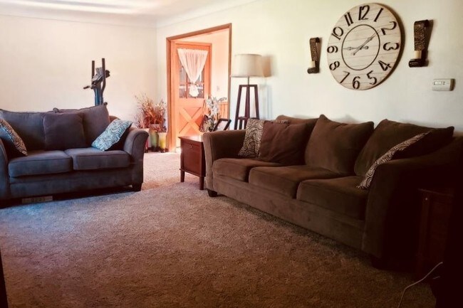 Living Room - 28502 White Rd