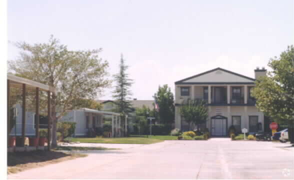 Primary Photo - Lancaster Estates Mobile Homes