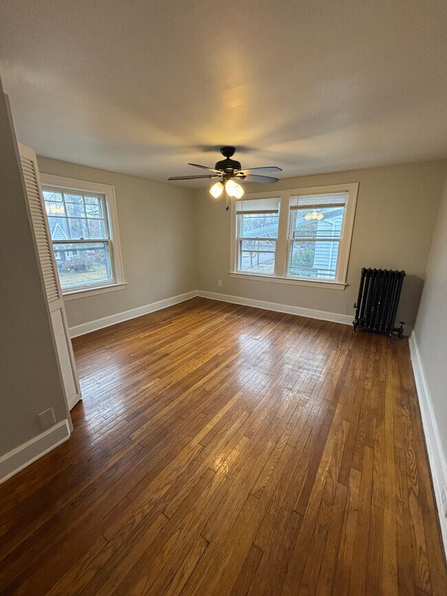 Foto del edificio - 3808 Kirkwood Rd