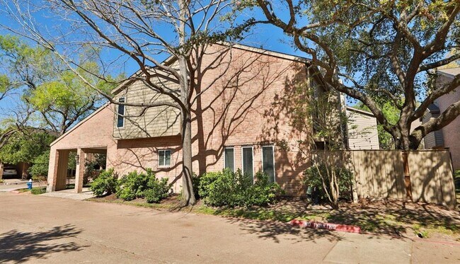 Foto del edificio - 9400 Doliver Dr