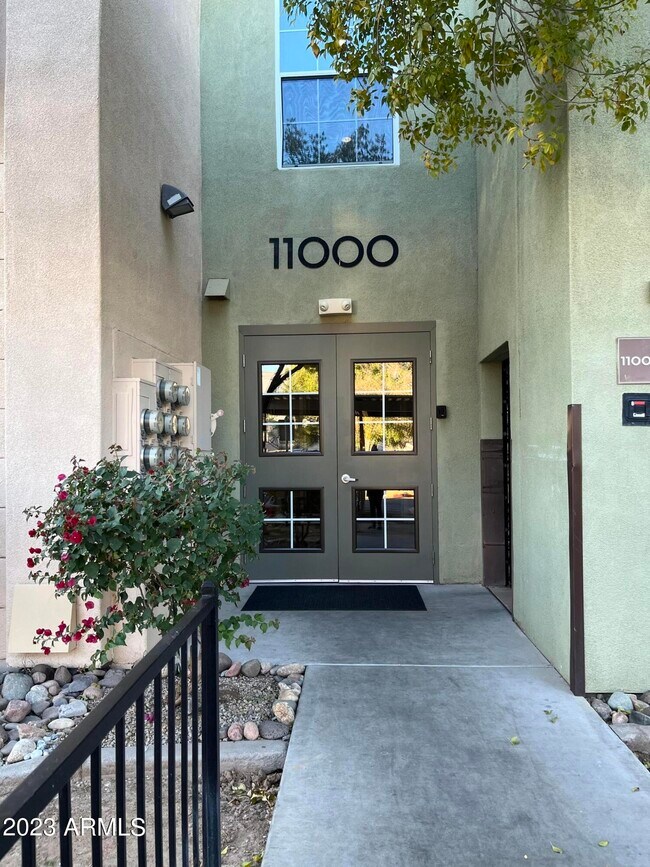 Building Photo - 14575 W Mountain View Blvd