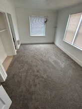 Building Photo - 520 2nd Ave S