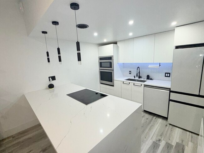 Foto del edificio - 7164 Southgate Blvd