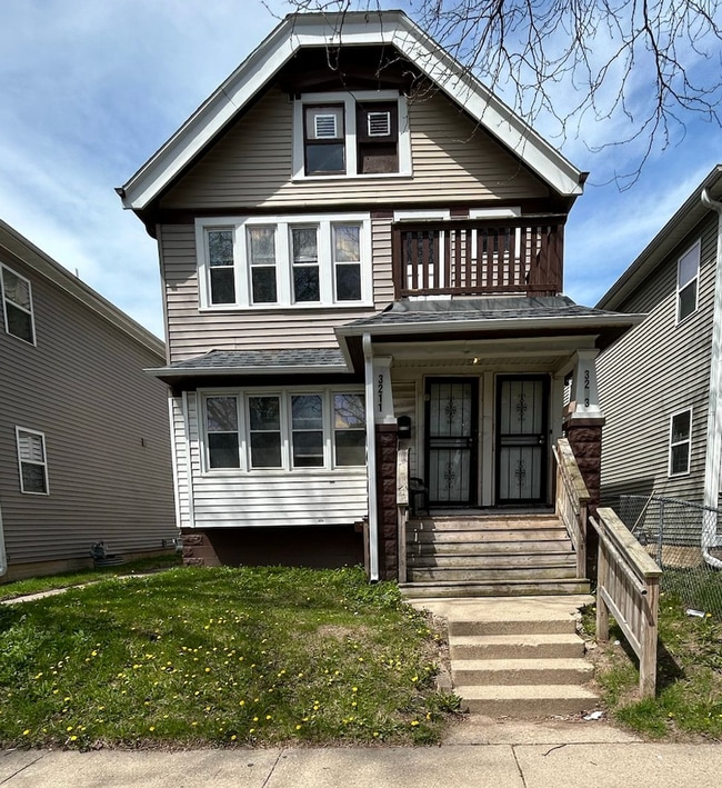 Building Photo - 3211 N Buffum St