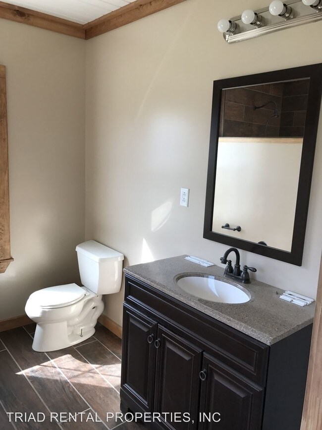 Foto del edificio - 1 br, 1 bath House - 5744 OLD LIBERTY ROAD