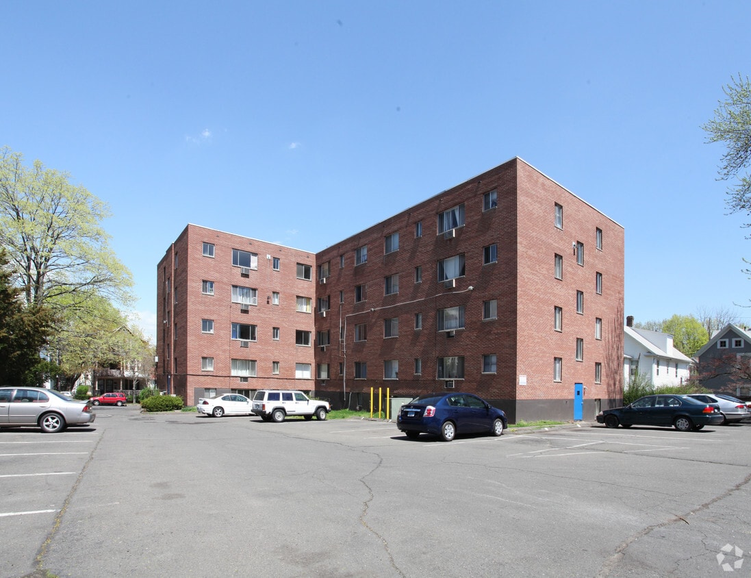 Building Photo - 127 Grand St