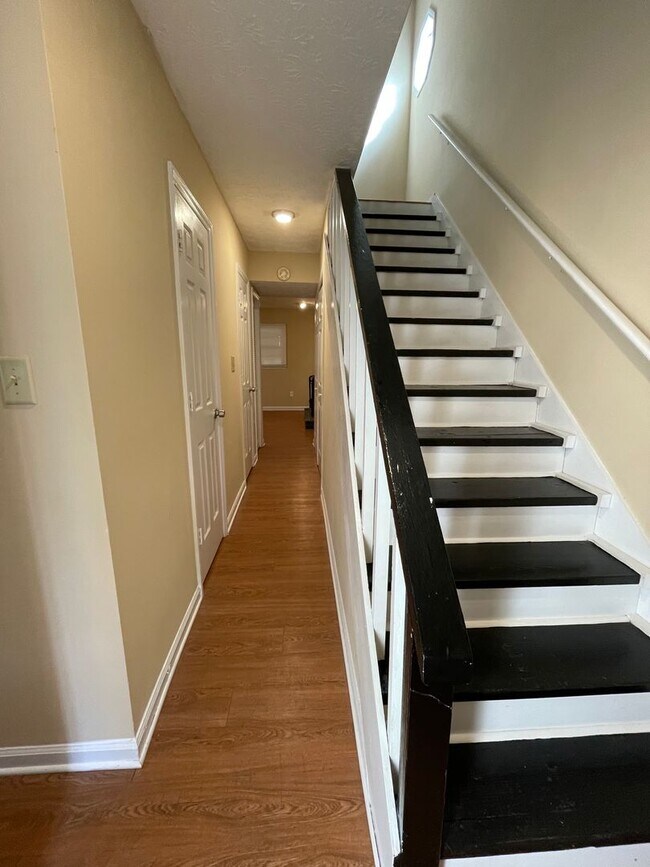 Foto del edificio - JAMESTOWN #39