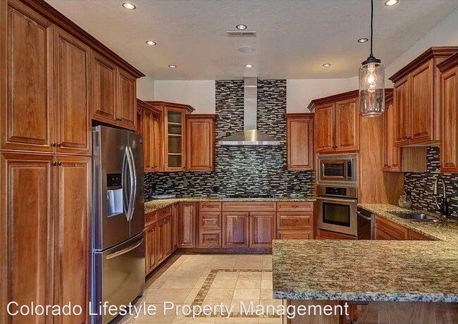 Building Photo - 4 br, 2.5 bath House - 410 Jenkins Ranch Road