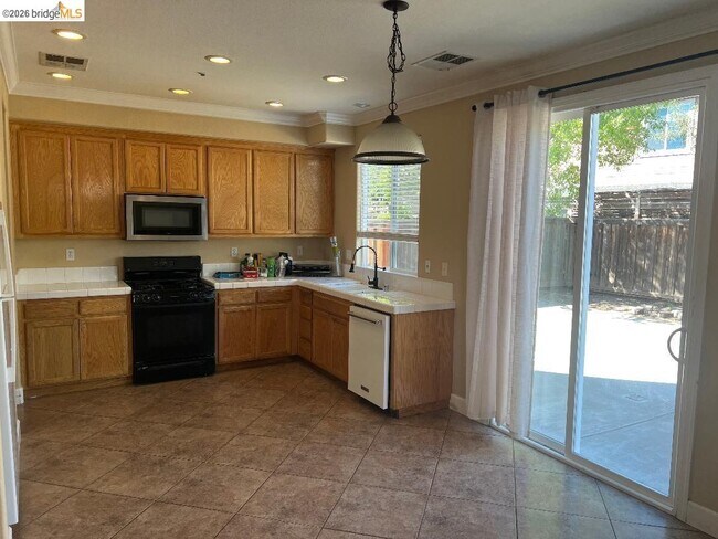 Foto del edificio - 193 Kayla Pl