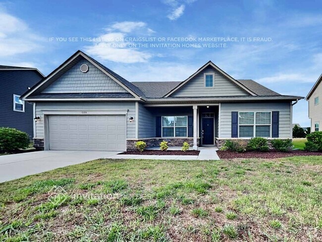 Building Photo - 5359 Roberta Crossing Dr