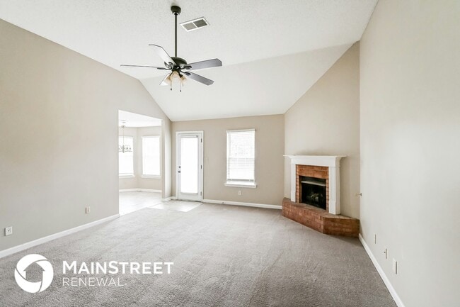 Foto del edificio - 4493 Shadow Ridge Dr