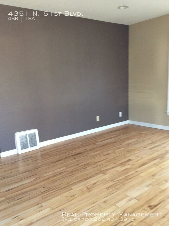 Building Photo - Brick Cape Cod Home