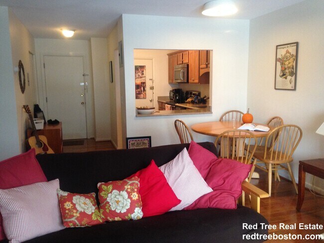 Foto del edificio - 804 Centre St