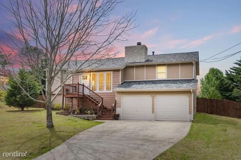 Primary Photo - 4 br, 3 bath House - 1023 Malibu Dr