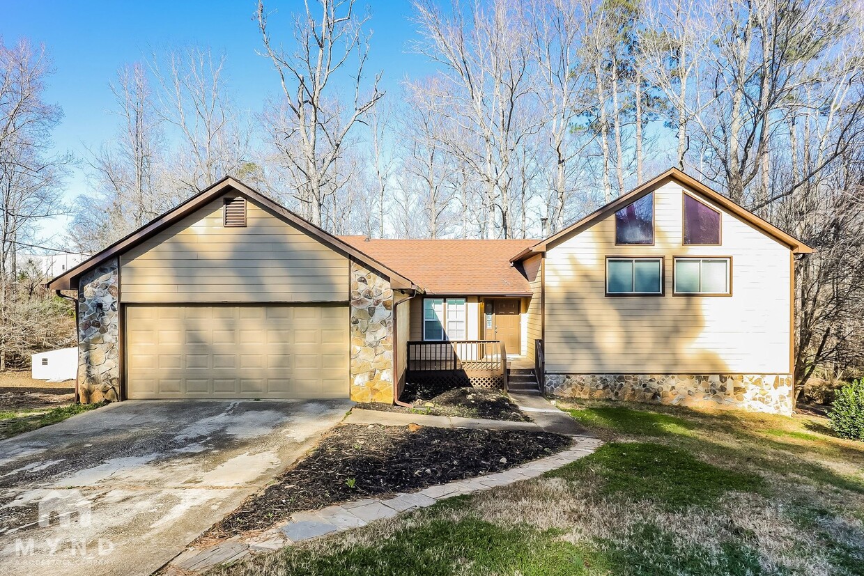 Primary Photo - 4355 Valley Brook Ln SW