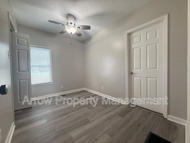 Foto del edificio - 1834 N 27th St