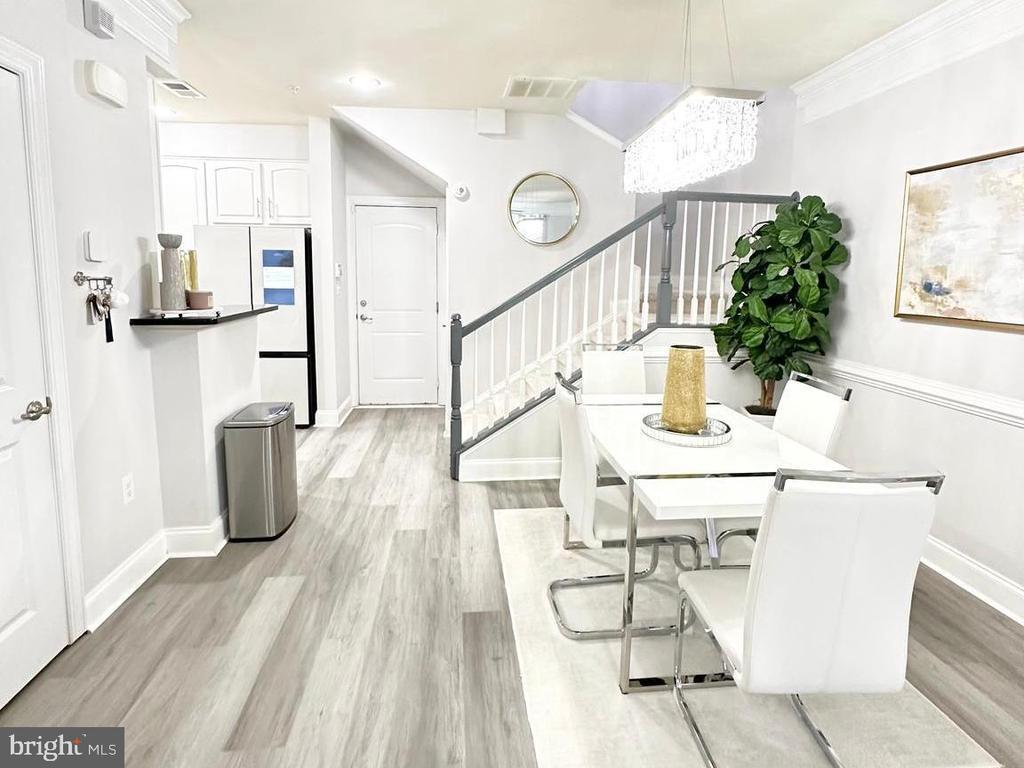 Foto principal - 15158 Kentshire Dr