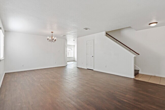 Building Photo - 15127 Green Whisper Dr