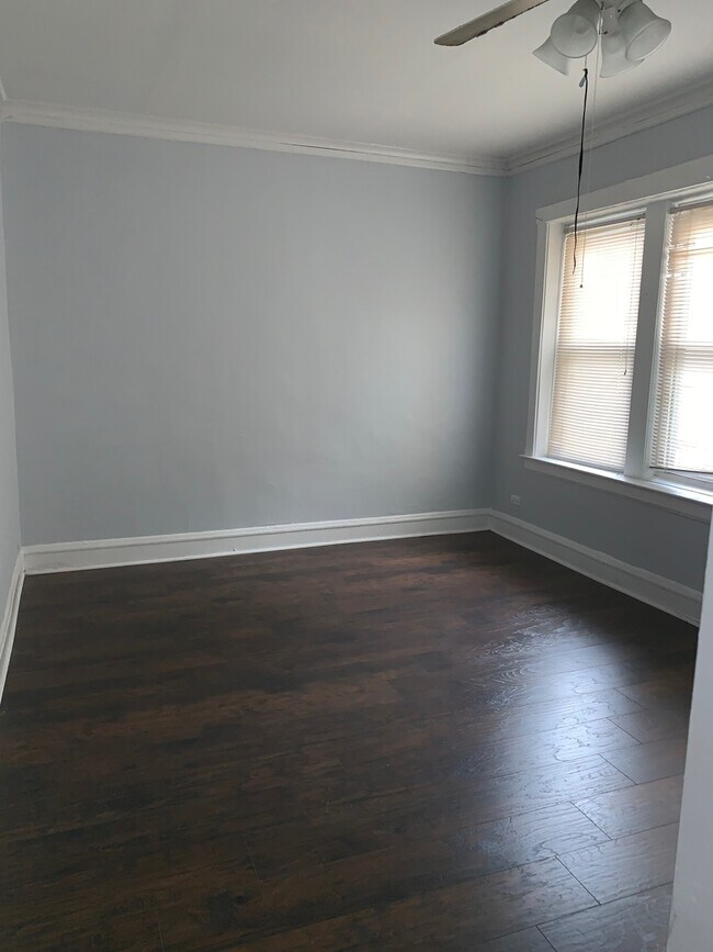 Foto del edificio - 2921 W 24th Blvd