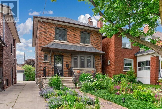 Photo du bâtiment - 14 Mortimer Ave