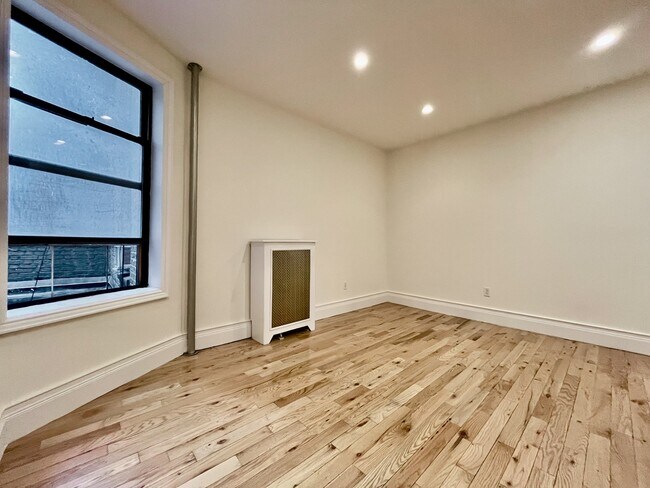 Foto del edificio - 1 Arden St
