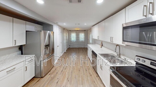 Foto del edificio - 635 Colbert Ave