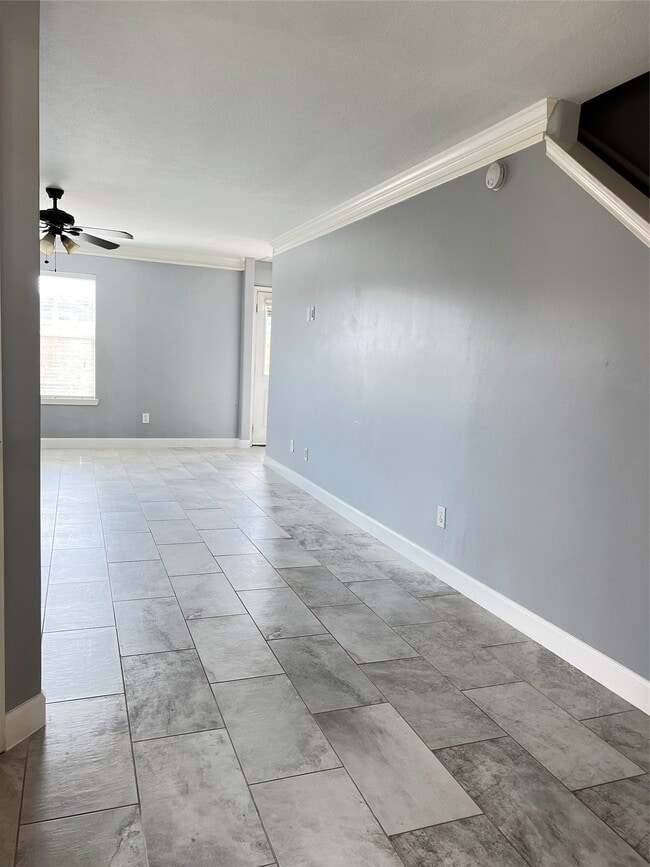 Building Photo - 20035 Oland Way