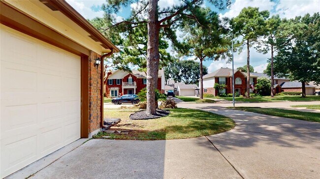 Building Photo - 7702 Highland Farms Rd