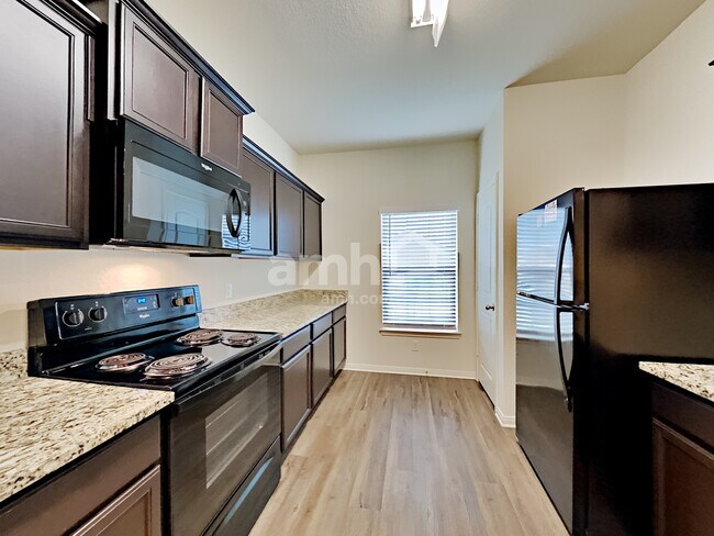 Foto del edificio - 12331 Carlson Valley