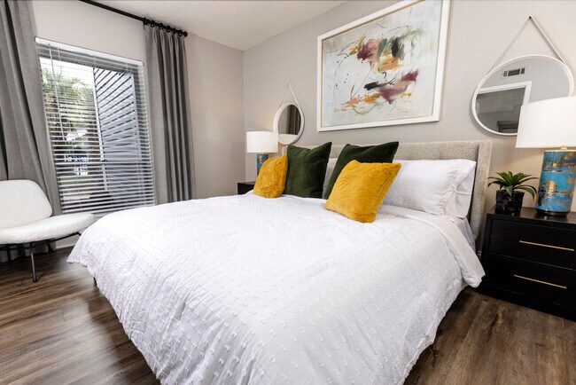 Foto del edificio - Dwell at Greenridge Apartments
