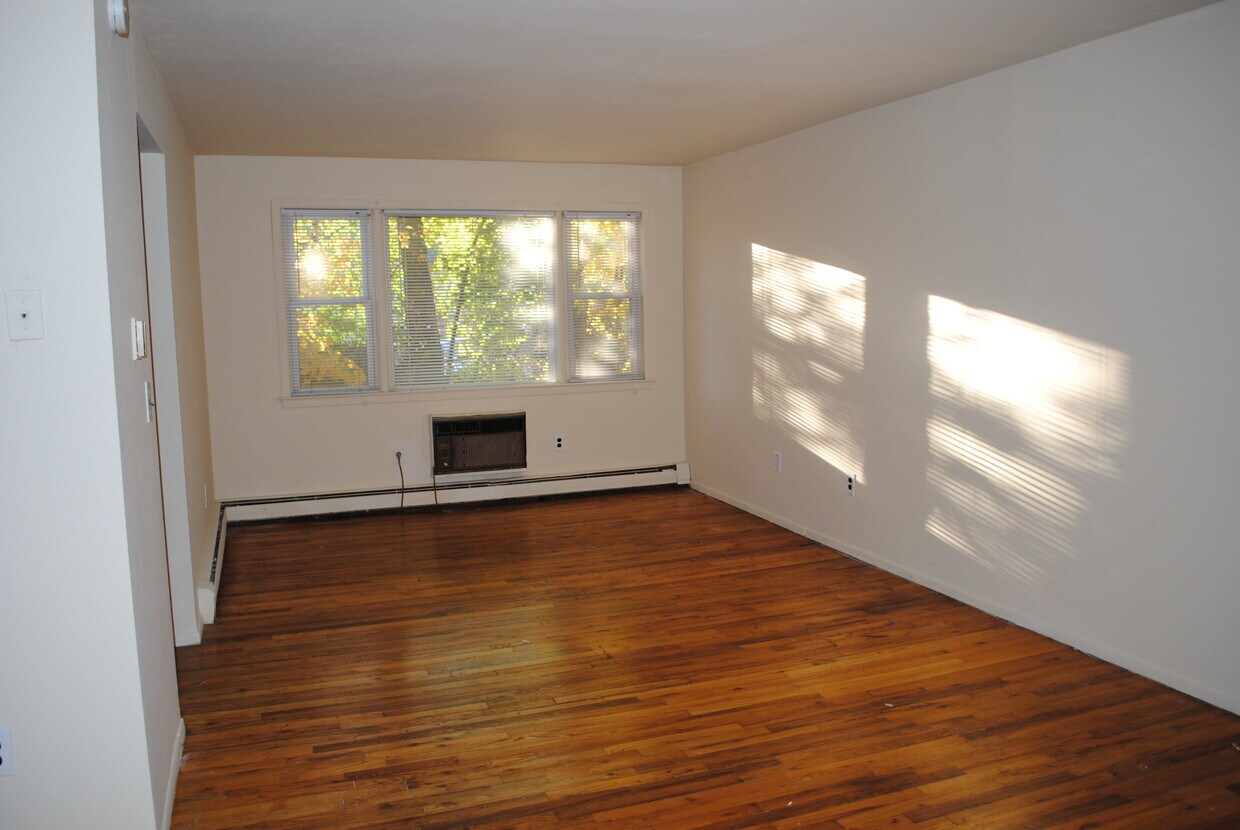 104 Main St, Brewster, NY 10509 Apartments in Brewster, NY