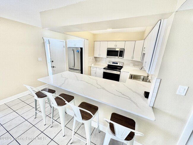 Foto del edificio - 3150 N Atlantic Ave