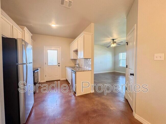 Foto del edificio - 200B Juniper Dr