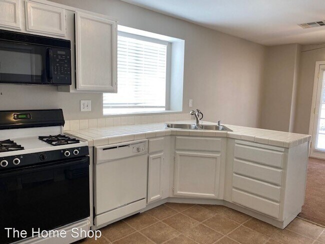 Building Photo - 3741 Cactus Wheel Ct