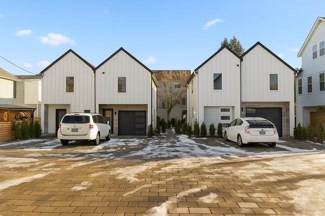 Foto del edificio - 10350 Wallingford Ave N