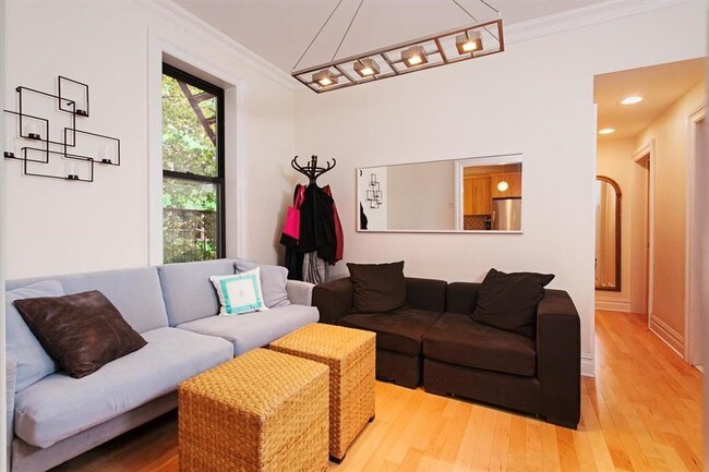 Foto del edificio - 252-256 1st St