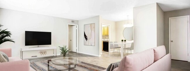 Building Photo - Everwood Estates