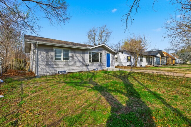 Foto del edificio - 6651 N Scottsville St