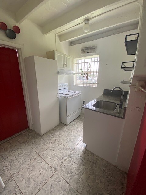Foto del edificio - 906 NW 15th St