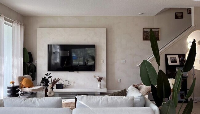 Building Photo - 5053WA  Mid Century Modern Style Vacation ...