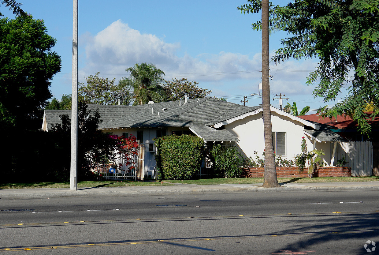 Primary Photo - 1313 S Anaheim Blvd