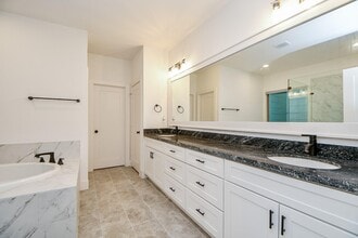 Building Photo - 4403 Greeley St