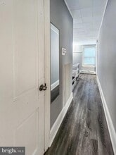 Building Photo - 226 Morgan St